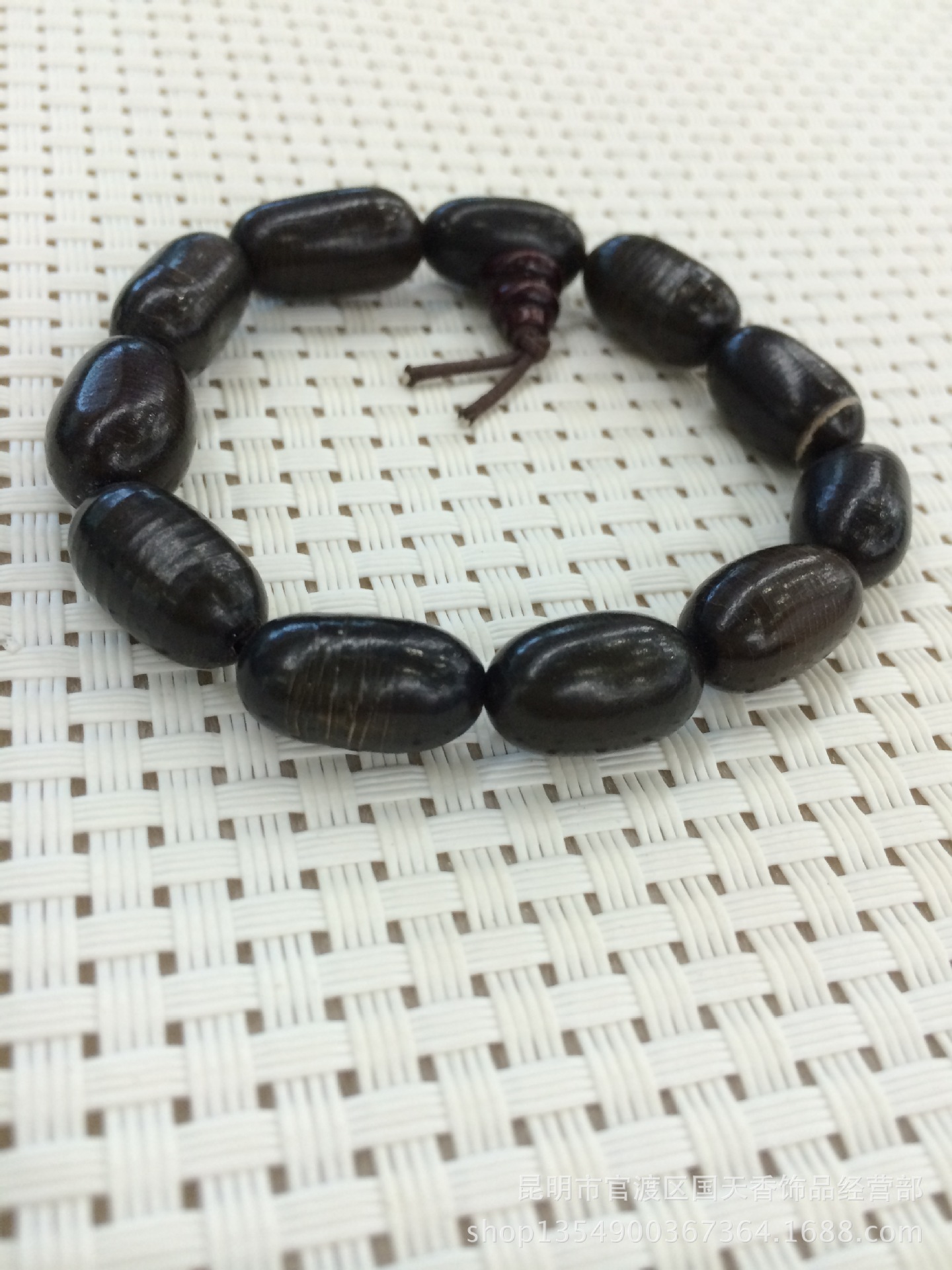 大量批发天然铁莲子菩提手串10*22mm 铁莲子佛珠 念珠 饰品