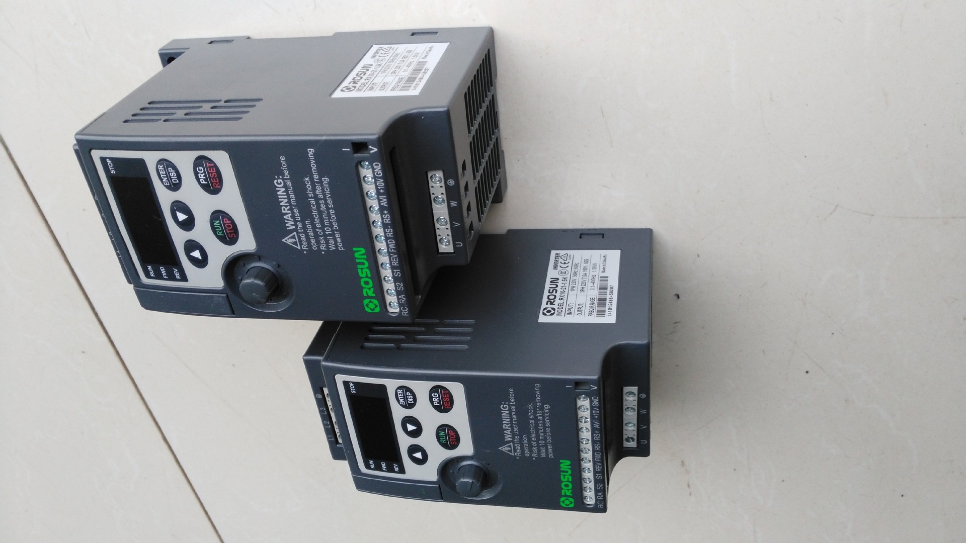 单相变频器_代理 rosun变频器. 单相低压变频器 批发 - 阿里巴巴