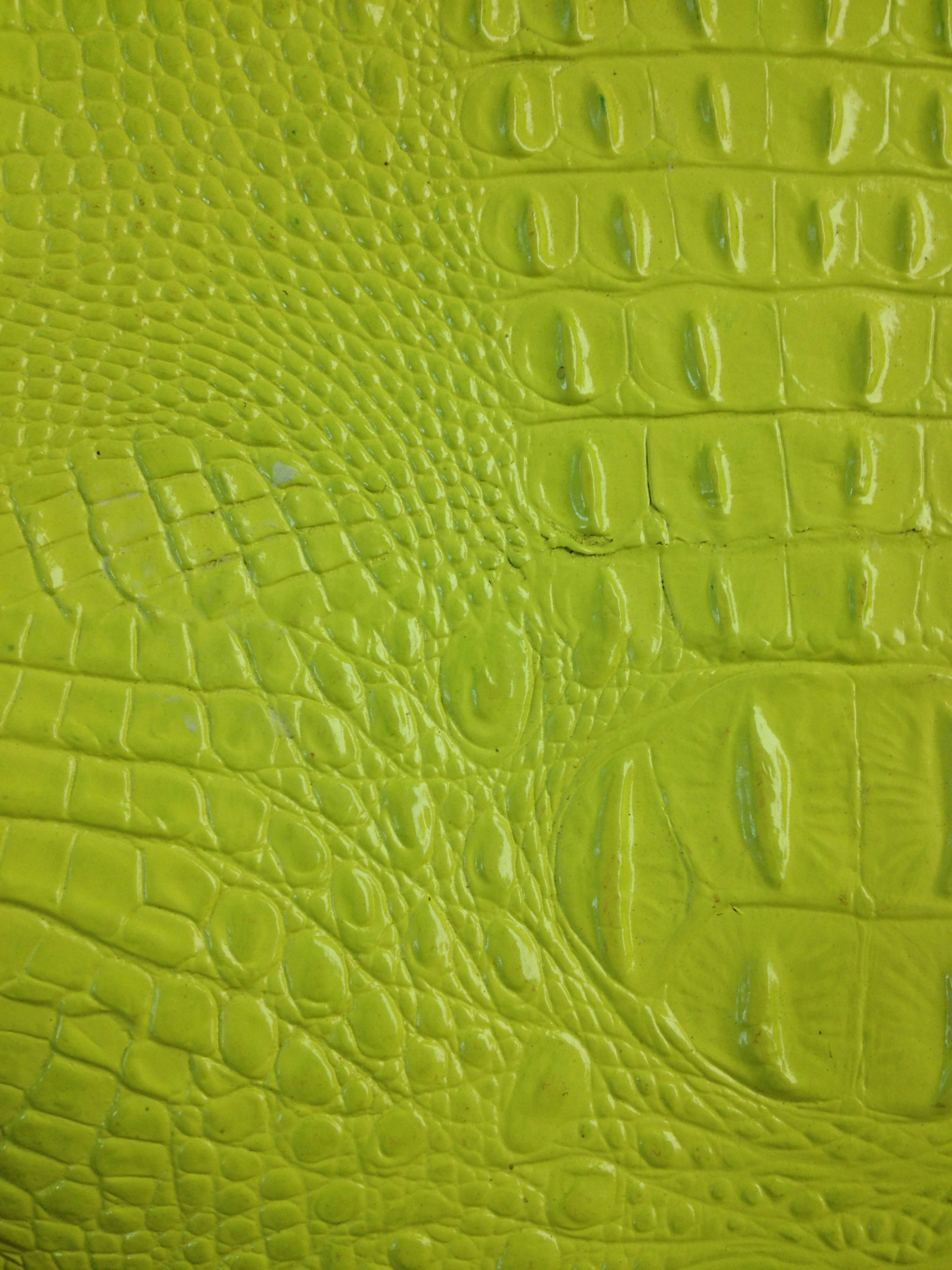 皮料网自营二层压花牛皮鳄鱼纹真皮皮革皮料仿真鳄鱼纹真皮手喷双色