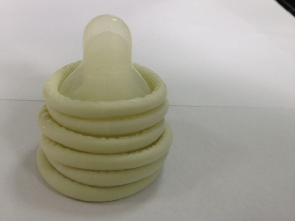 厂家直接供应避孕套干裸套裸套半成品成品可贴牌oem避孕套