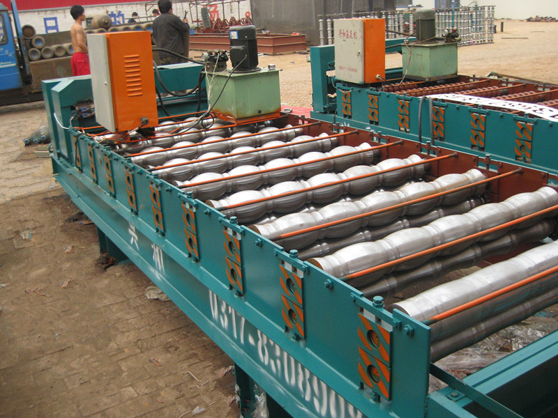 圆弧琉璃瓦生产机械全自动828琉璃瓦彩钢压瓦机生产厂家