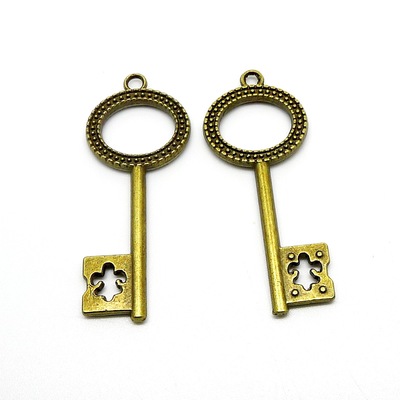 a7641 钥匙 50个/包3克 45x18mm 古青色 合金饰品配件批发