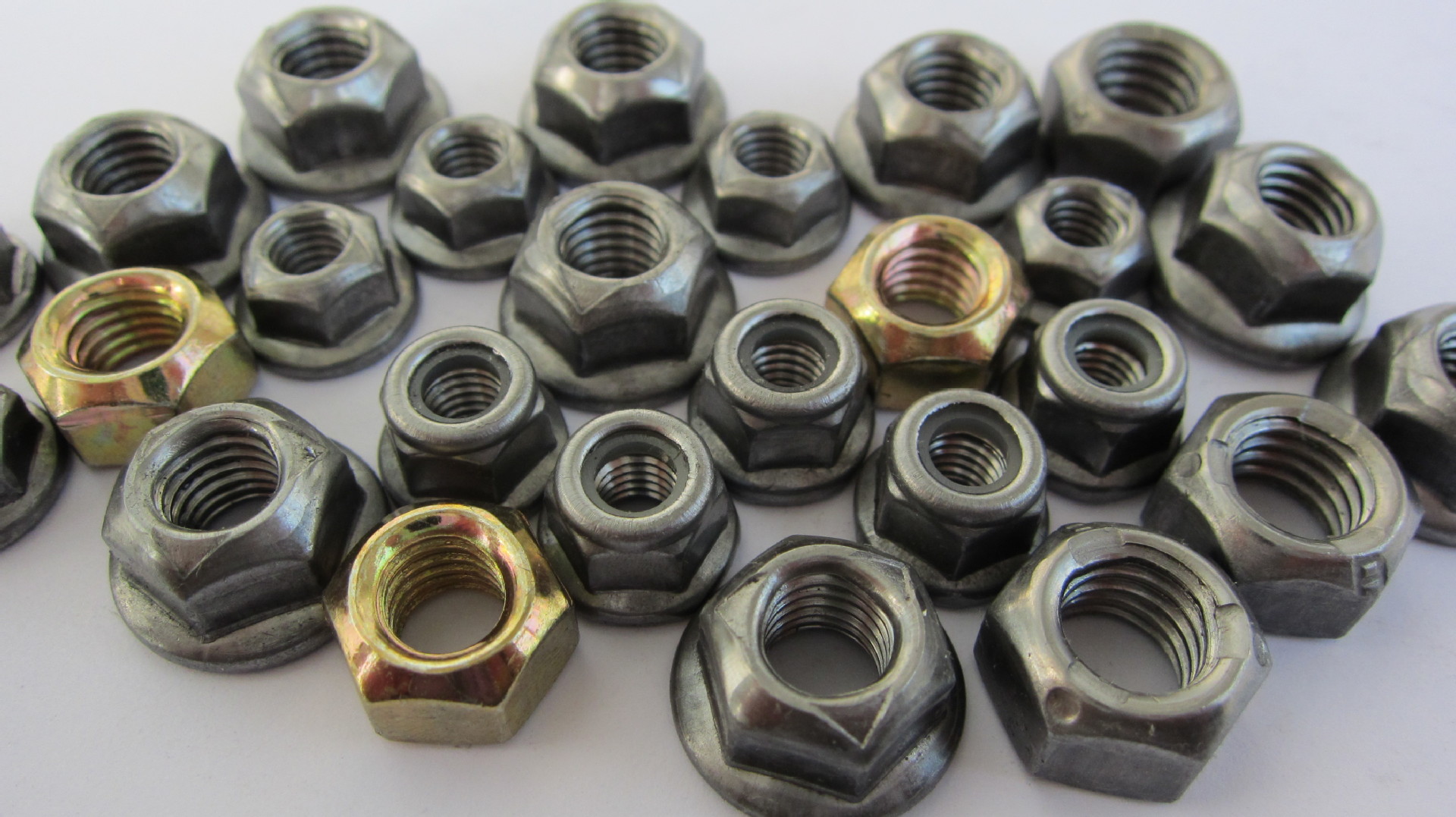 din6927六角法兰面全金属变形锁紧螺母 蓝白锌/彩锌/达克罗m5-m24