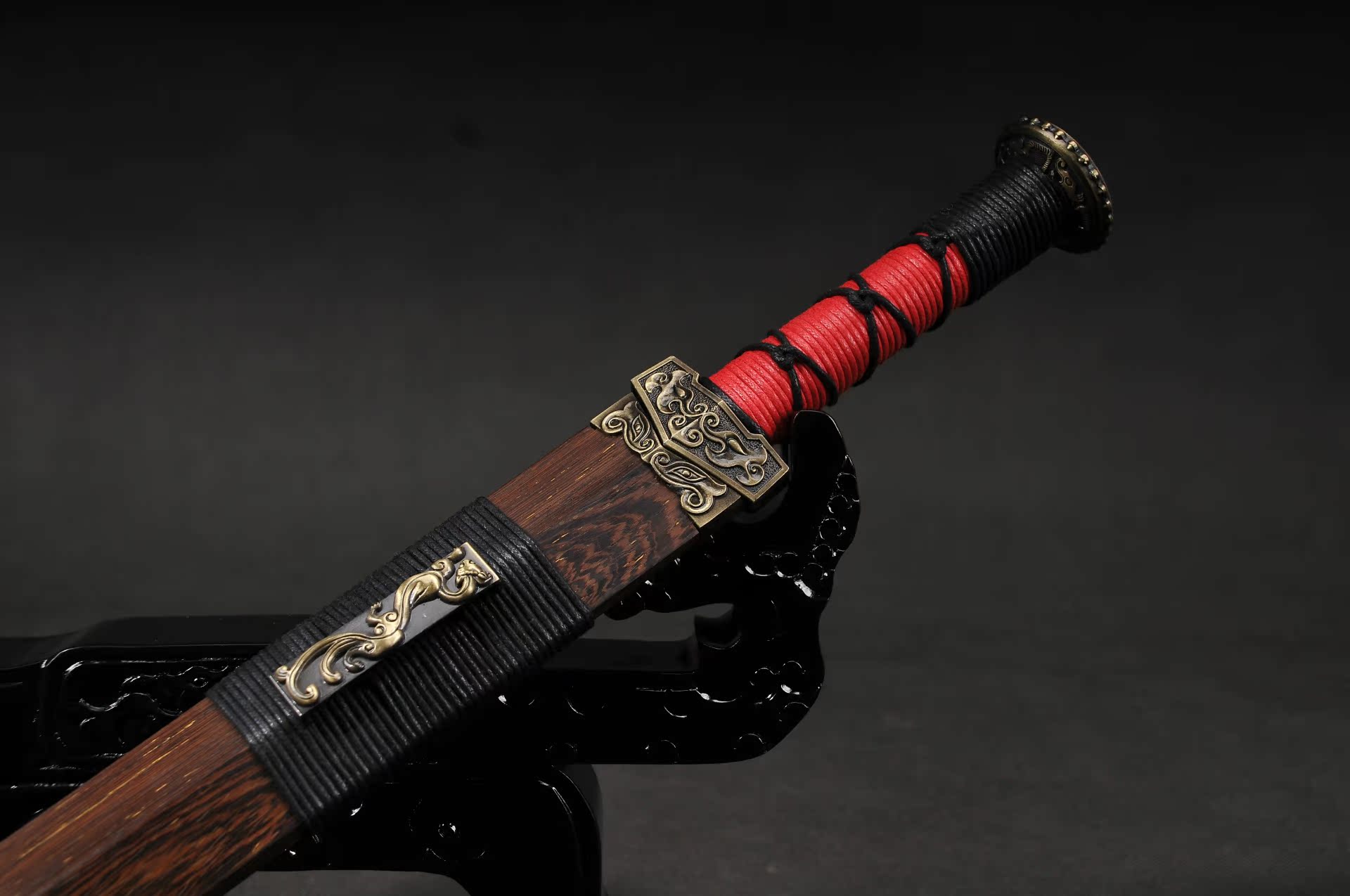 龙泉华影刀剑宝剑12寸短款八面发红汉剑花纹钢汉剑硬剑未开刃