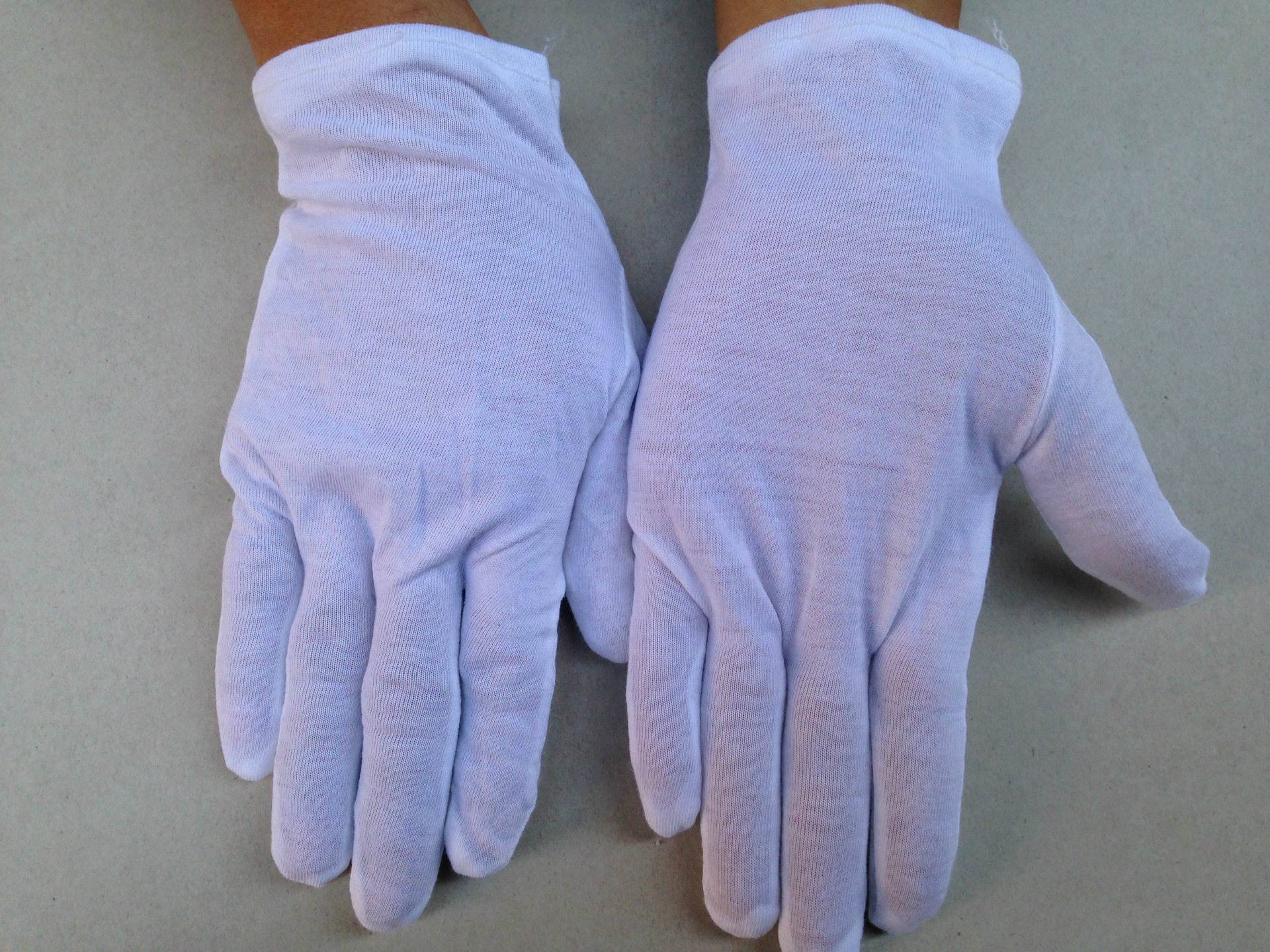 荐厂家直销 深圳纯棉汗布作业防护手套 外贸白色棉汗布手套 批发