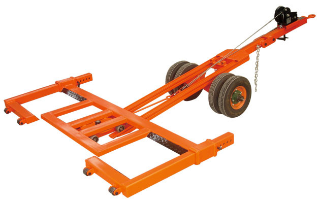 收拢起的清障车收拢起的清障车带有辊轮拖车转盘 能在地面上轻松滑动