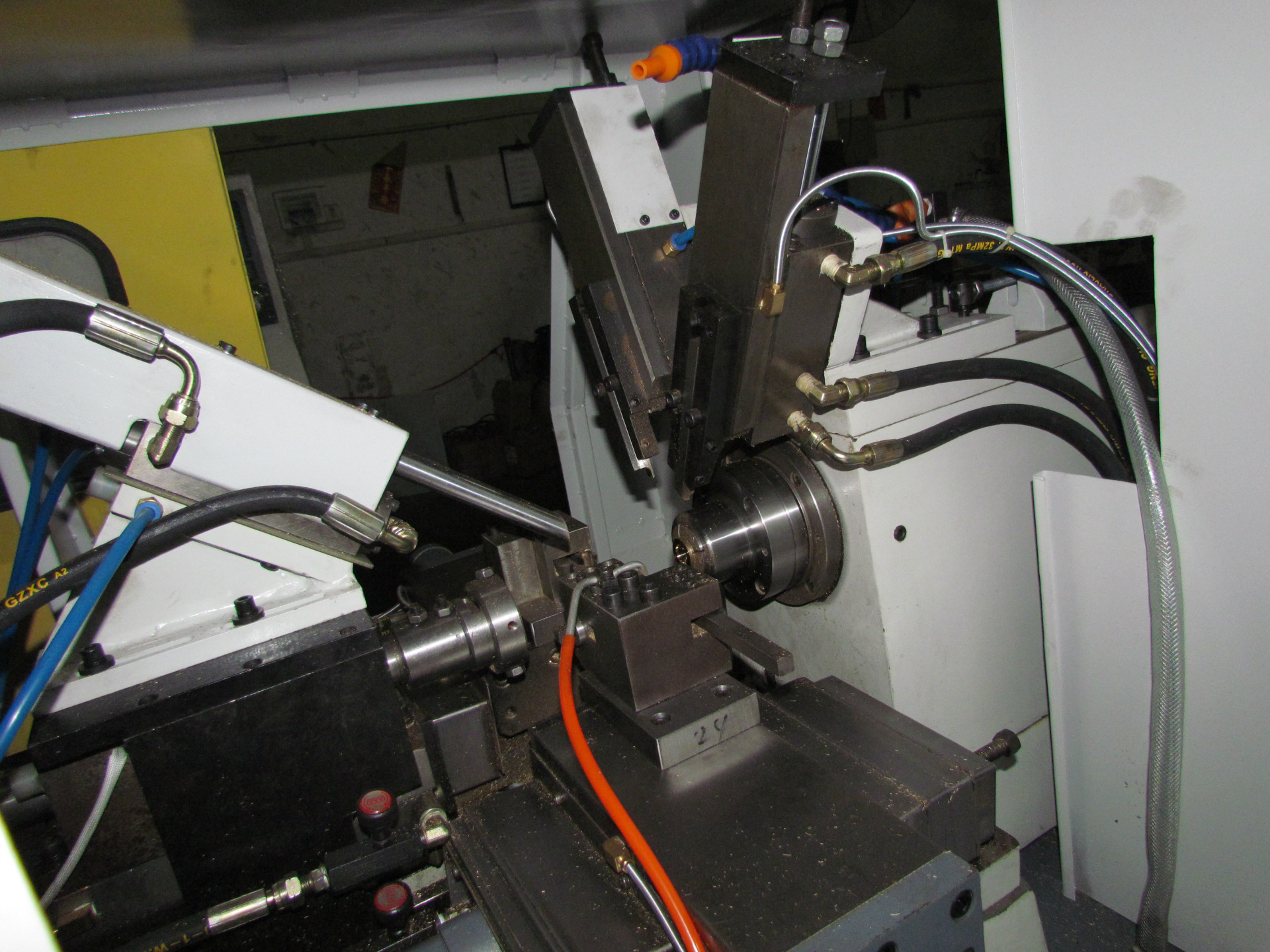 佛山厂家直供 长棒料加工液压车床 攻牙尾座型