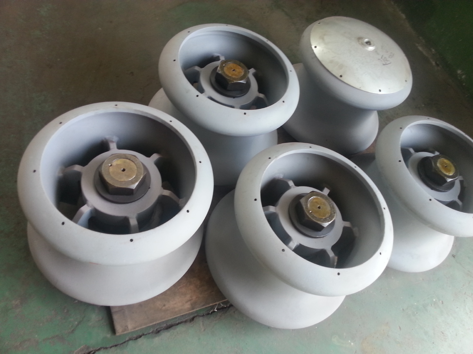 厂家供应船用钢板滚轮 船用导览滚轮jis f2014钢板滚轮