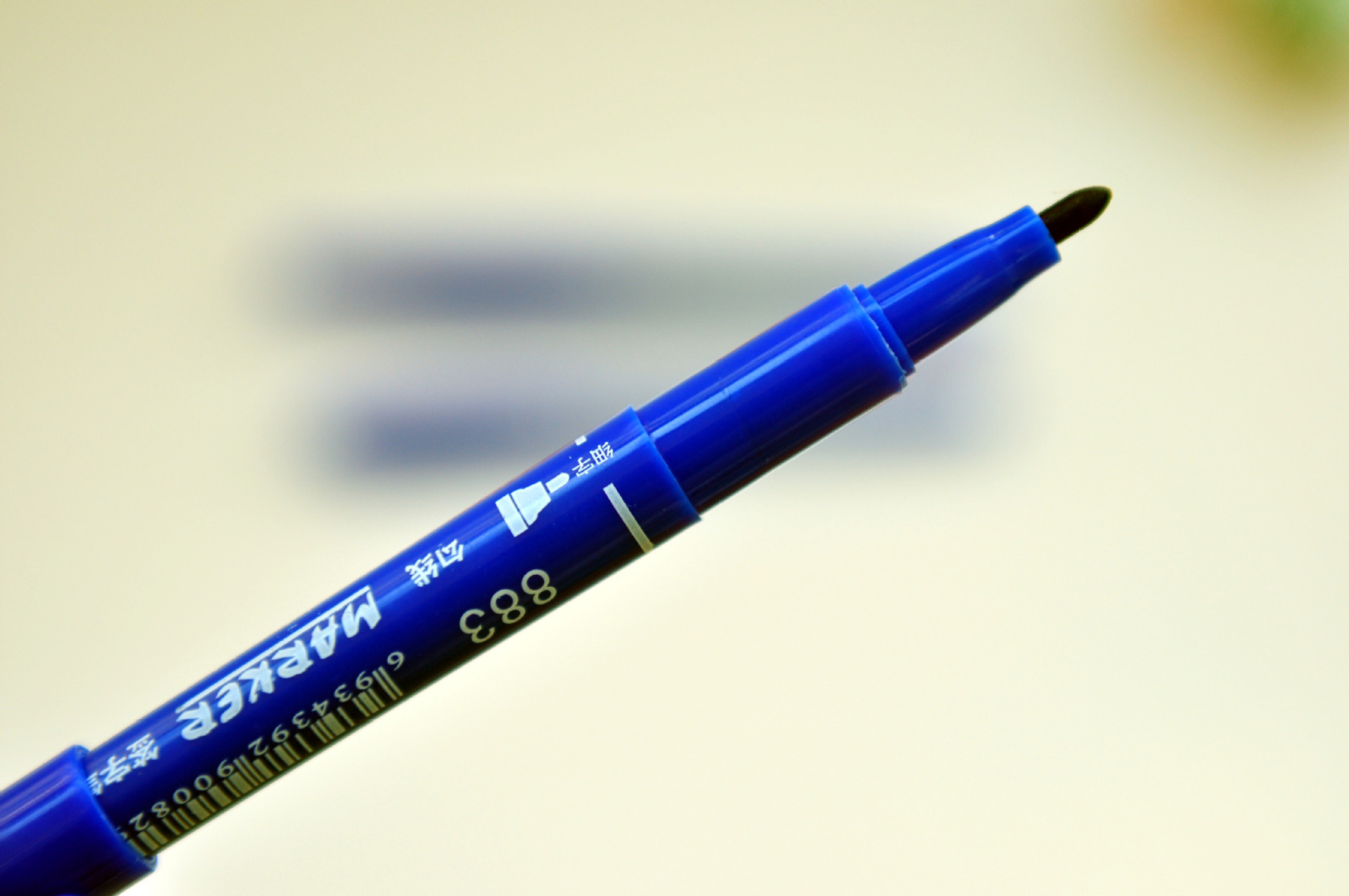 供应正品英雄 883 小双头勾线(签字)笔(黑,红,蓝)厂家直销