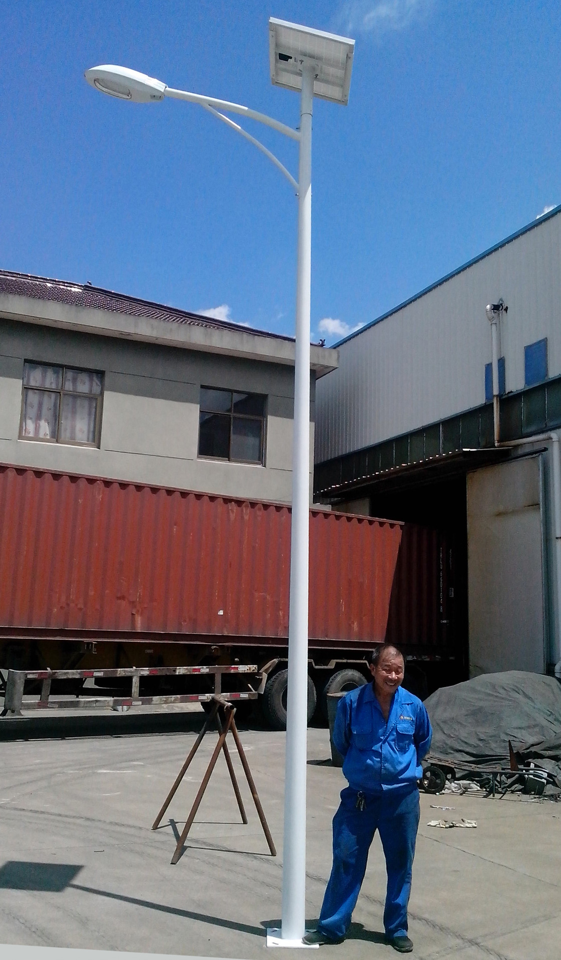 出售6米路灯杆,庭院灯杆,太阳能庭院灯杆