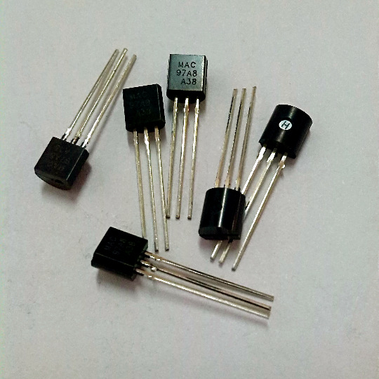 驱动 调光 可控硅 mac97a8