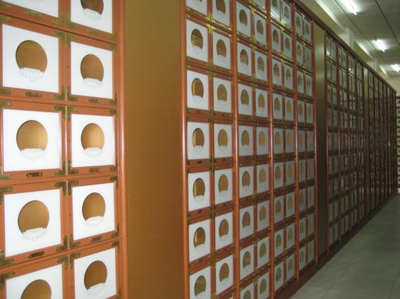 >殡仪馆寄存架 公墓骨灰架 墓园骨灰存放架 佛龛 万佛墙 定做  收藏