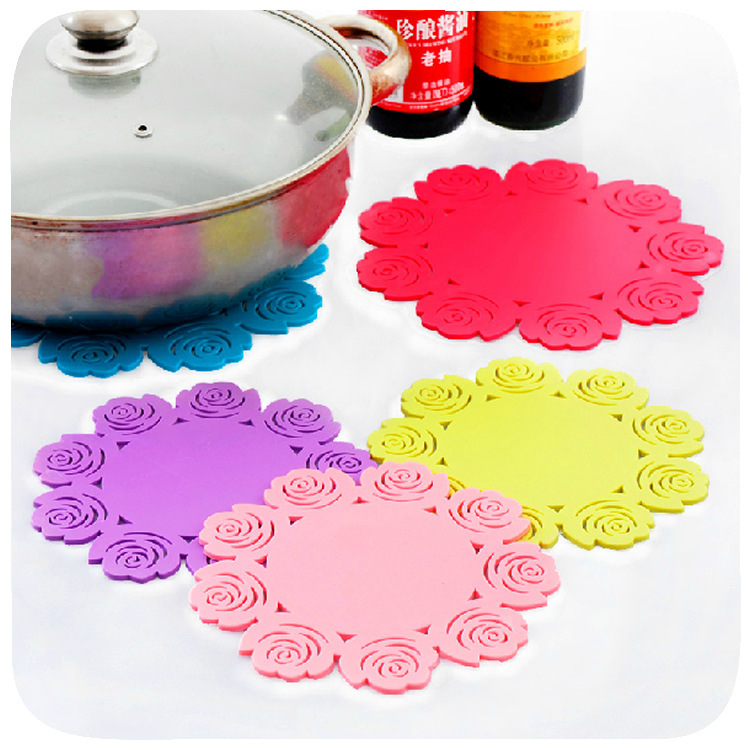 # rose thickened silicone insulation pad hollow rose bowl pad plate pad coaster simple round silicone coaster