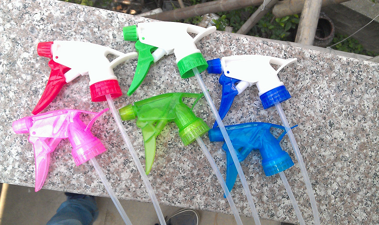 塑料喷雾头 可乐瓶通用喷雾器喷壶头浇水喷头喷雾头