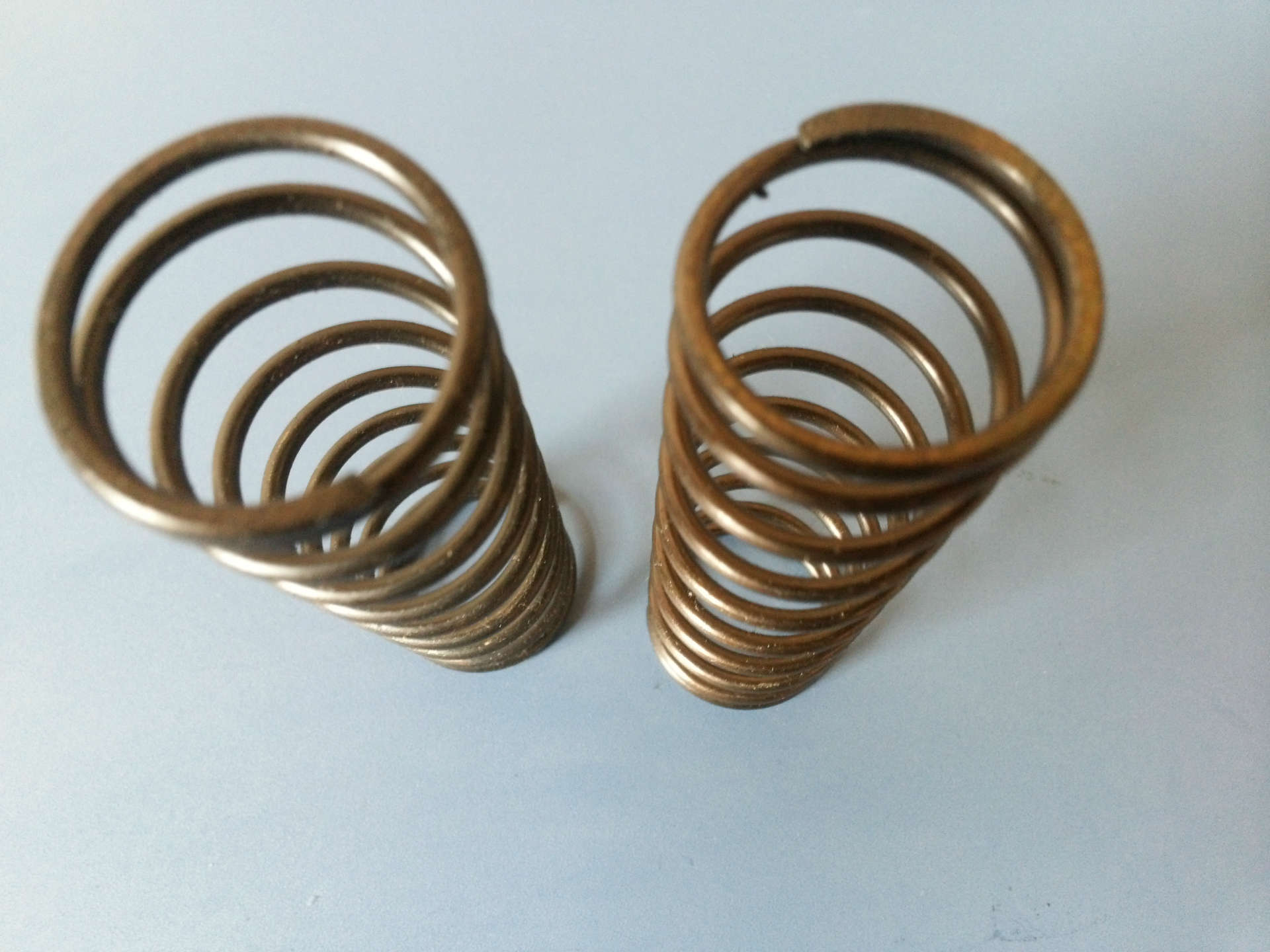 【量大质优】汽车空调压缩机弹簧 定制各种规格空调压缩机弹簧