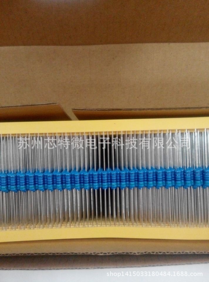 金属膜电阻 1/2w 0.5% 120欧