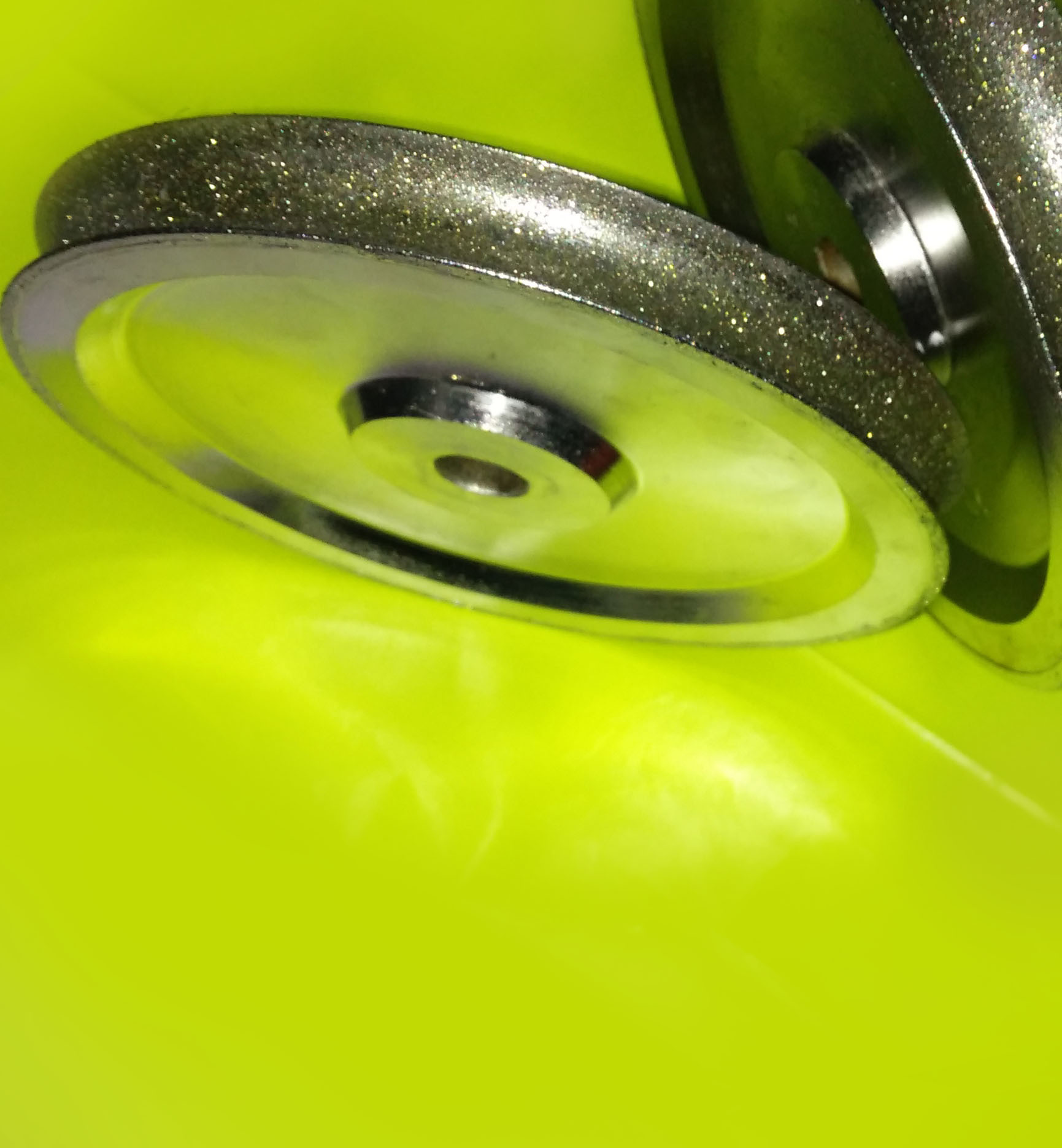 电镀r槽轮刚玉磨圆角砂轮打磨石材玉珠手镯