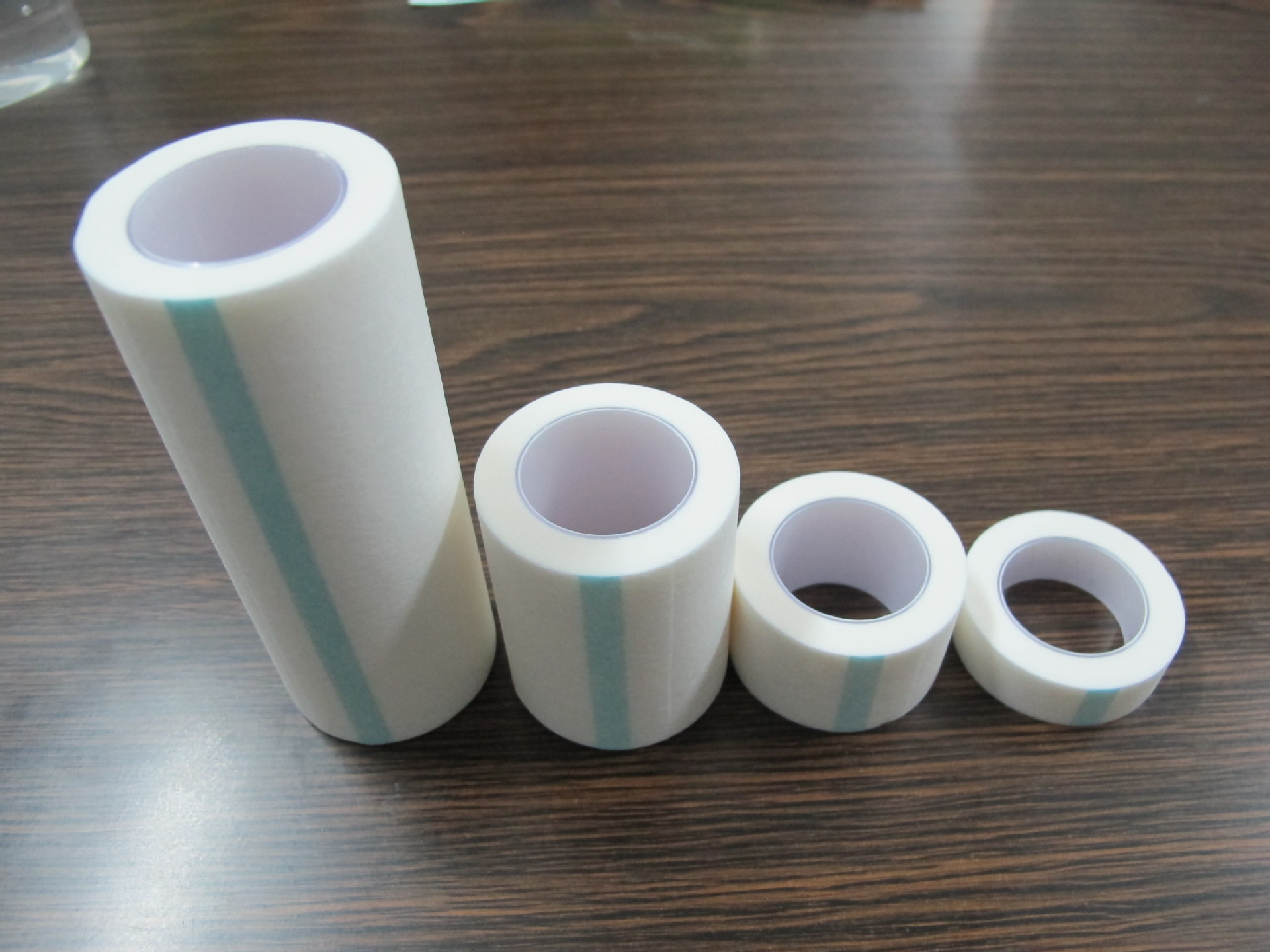 医用胶带透气型 国产白色无纺布胶带 急救包配件5cm*5m