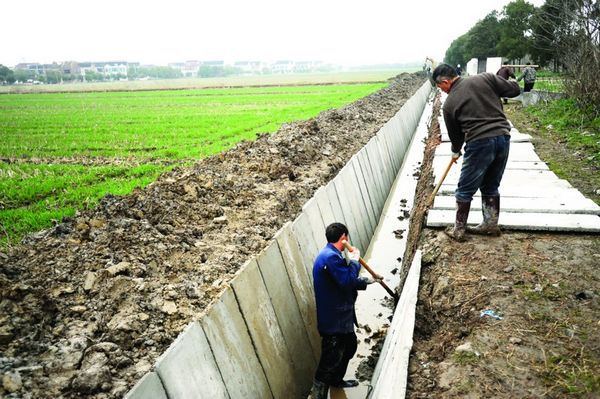 上海江苏浙江土管垄沟版U型槽朝天垄沟版水泥板阴井盖路边石青浦