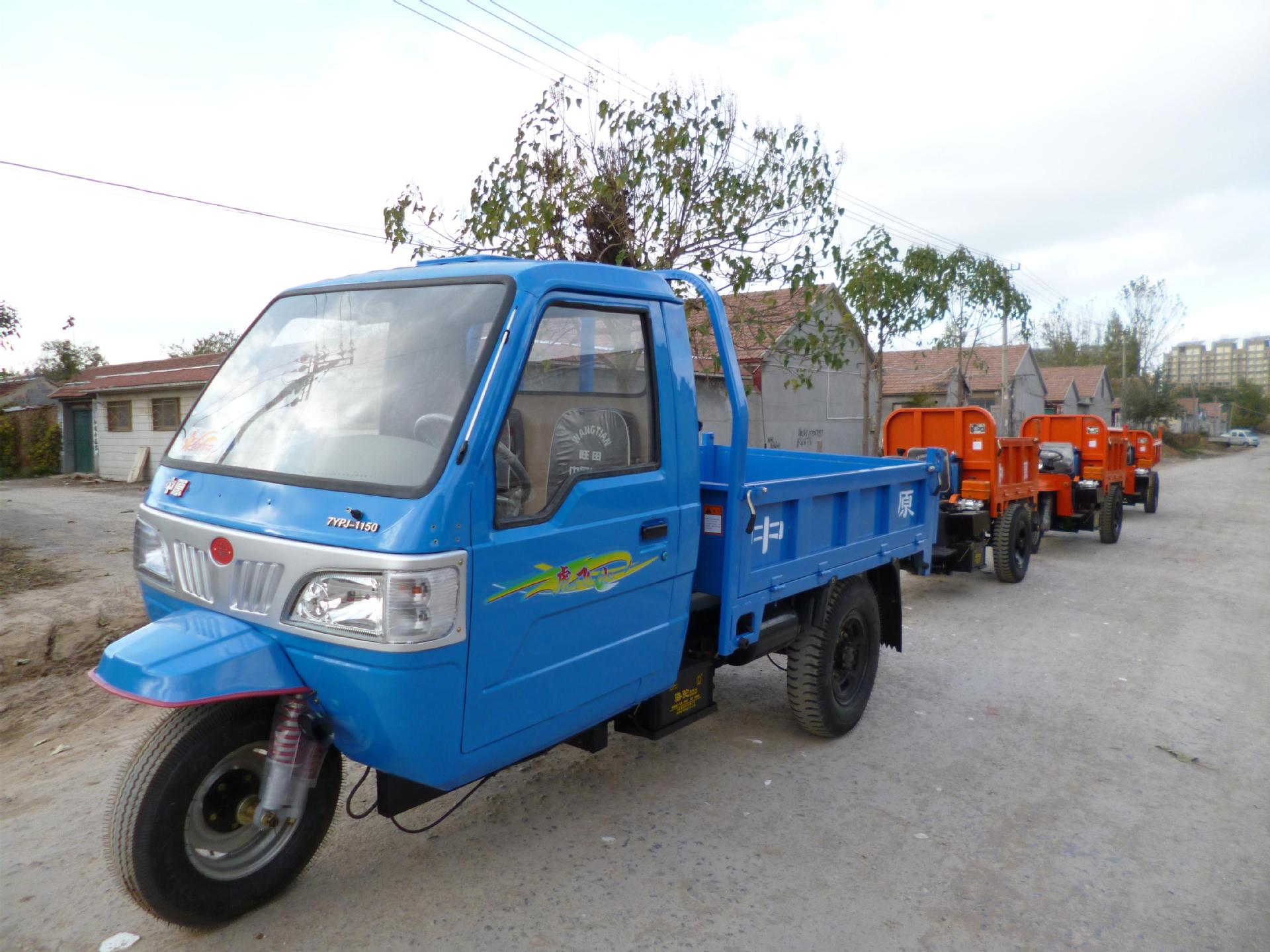 五征小飞虎驾驶室蜗轮助力转向真空助力豪华自卸三轮汽车