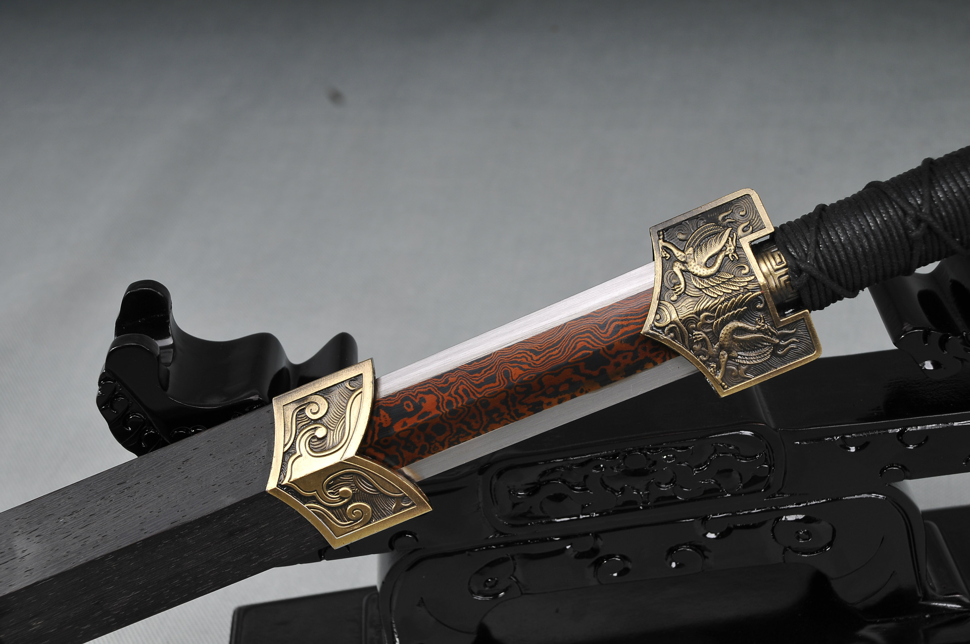 一件代发龙泉刀剑八面汉剑 花纹钢硬剑 镇宅送礼神兽长刀剑未开刃