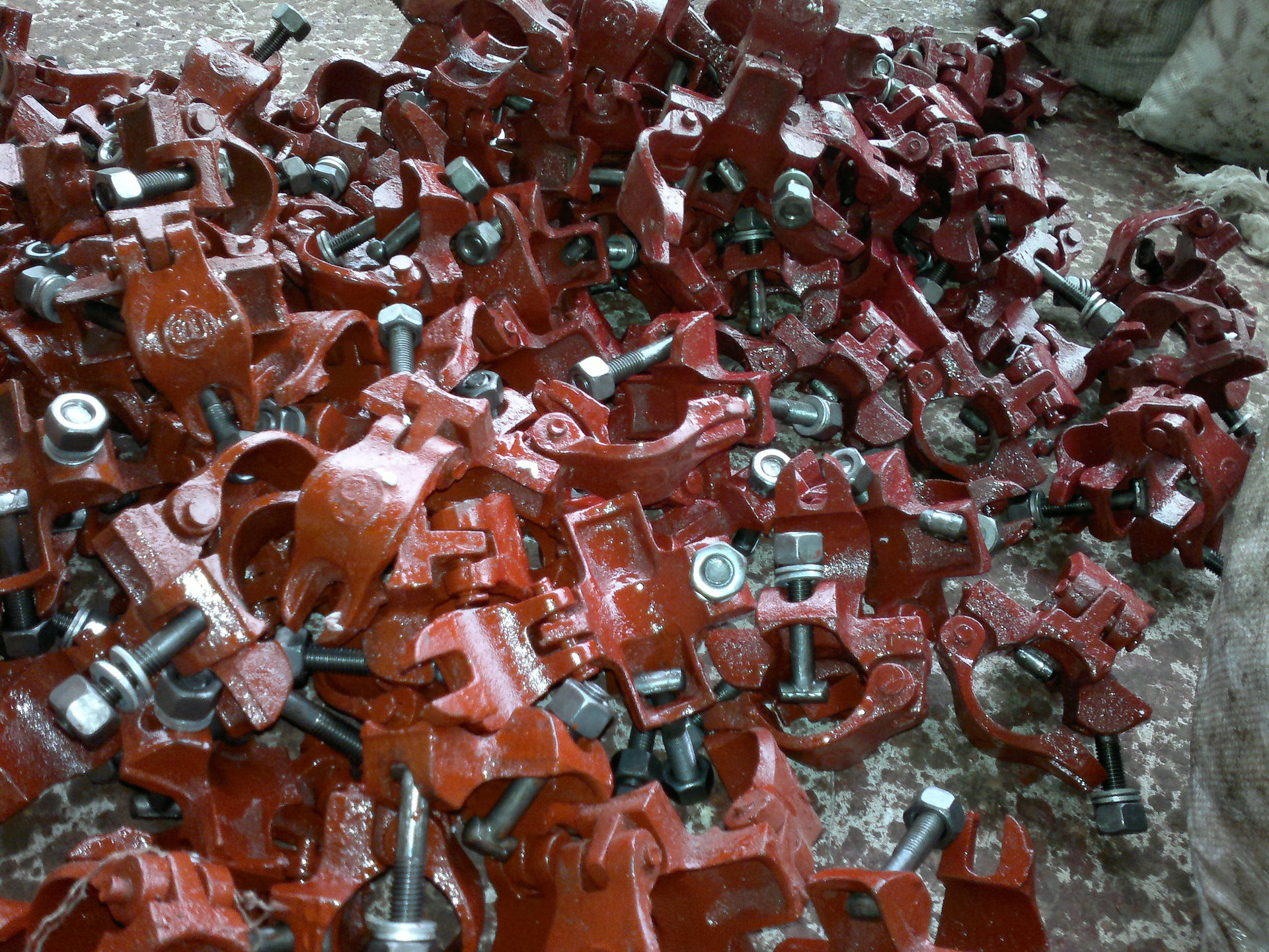 供应架子管扣件 钢管十字扣 脚手架钢管扣件 玛钢扣件厂家直销 - 建材