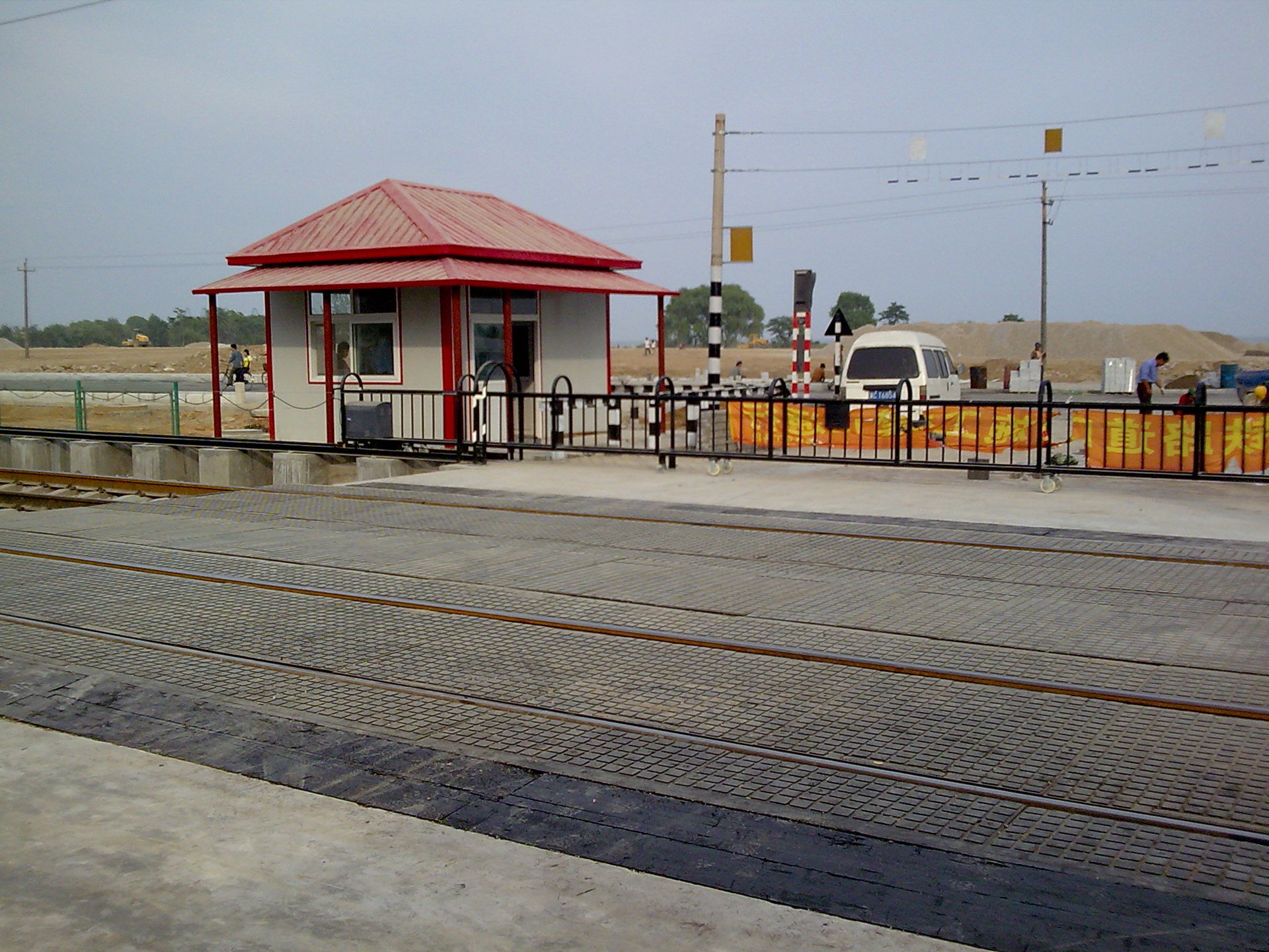 【厂家直销】橡胶平交道口安全板 道口橡胶
