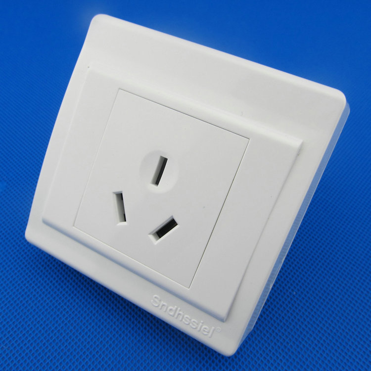 新品热卖 明装三极16a墙壁插座 三极电源插座空调插座