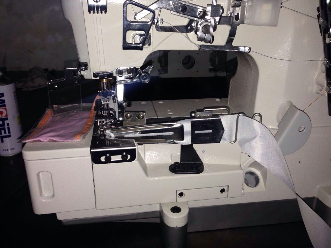 电脑直驱毛毯包边机 飞马款法兰绒法莱绒毛毯包边机