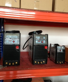 供应日本三社交直流氩弧焊机ia3001tpac