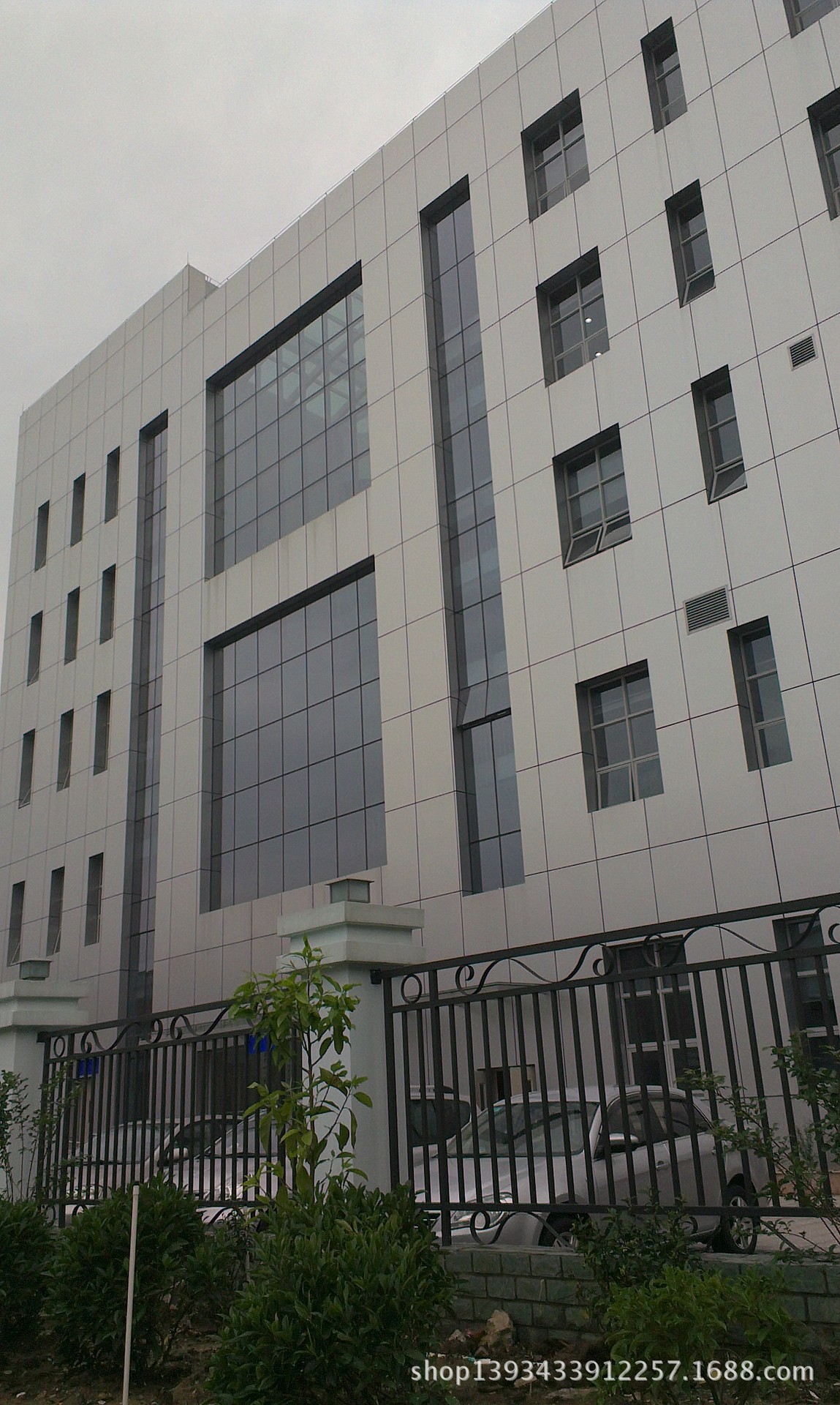 厂家直销正品氟碳金属漆 亮光氟碳漆 氟碳涂料 氟碳外墙漆