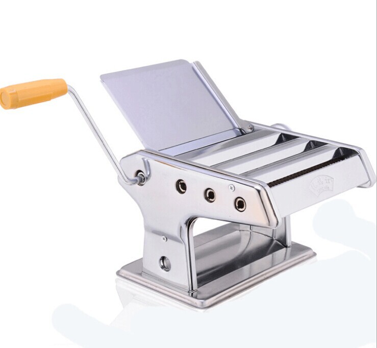 直销家用创意手动面条机手摇饺皮机擀面机靓媳妇三刀压面机厂家