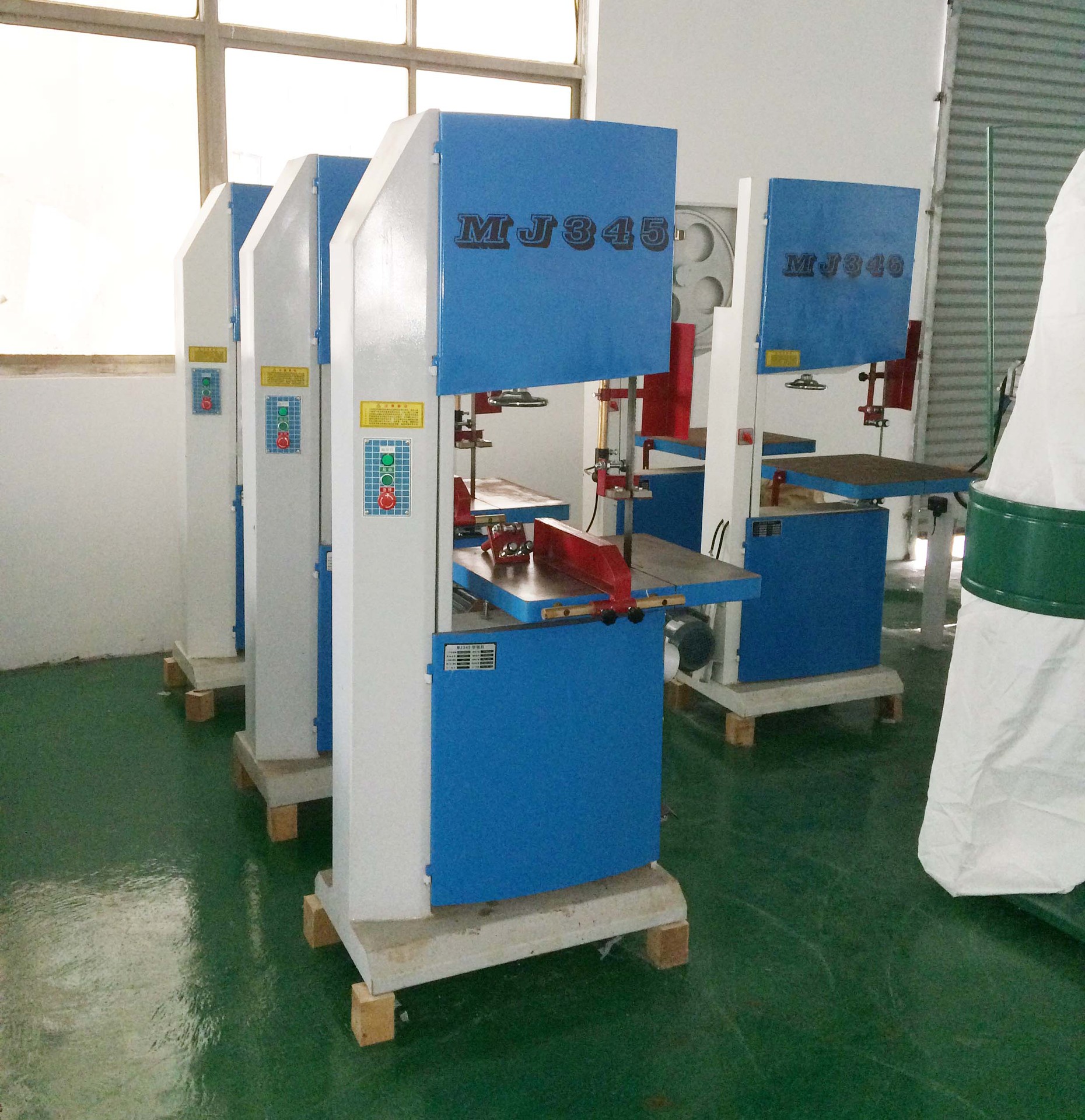 上海海湃木工带锯机价格,细木工带锯现货供应