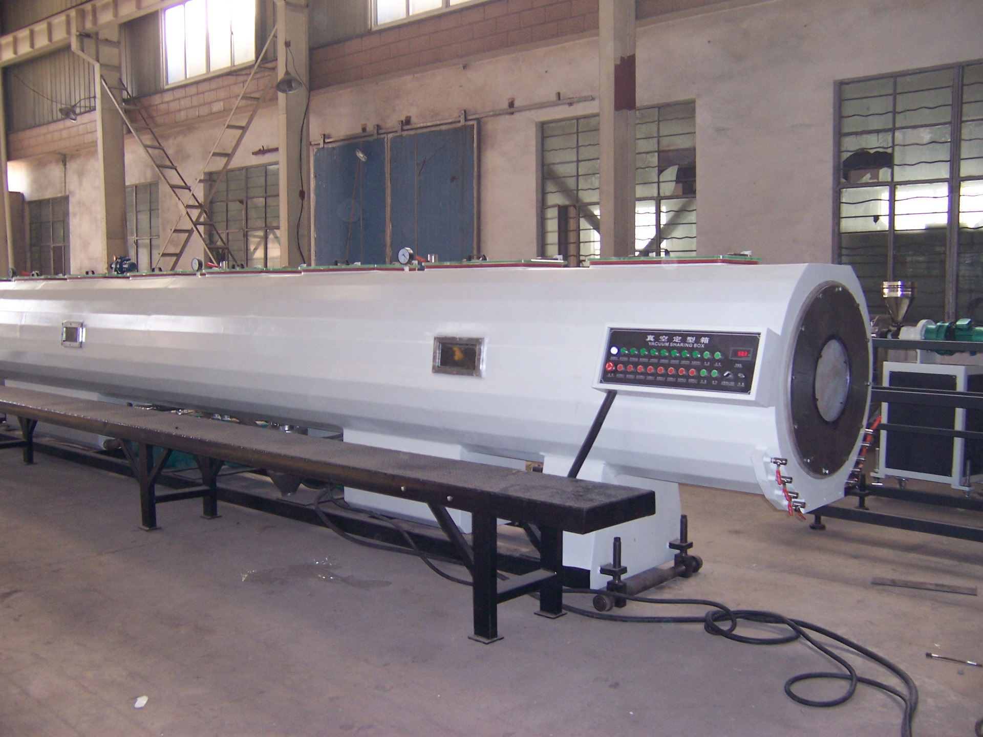 jr塑料管材真空定型箱喷淋箱真空定径机定径冷却水箱