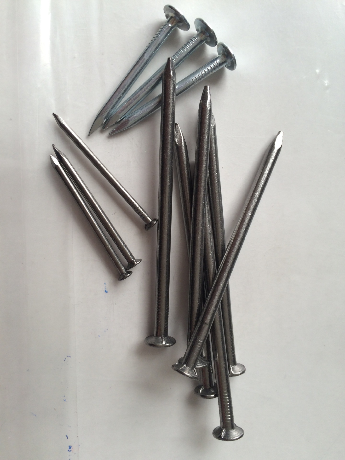 工厂自产自销线材钉子 镀锌搓丝钉 瓦楞钉 圆钉批发 质优价低