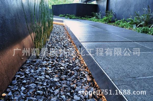 灰色砾石黑扁石黑扁石铺装还有其他各种石米 以及 黄蜡石 等等**玉石