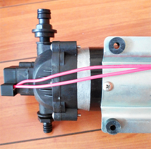 12v 24v超高压迷你洗车泵 直流大功率洗车器 水泵隔膜泵