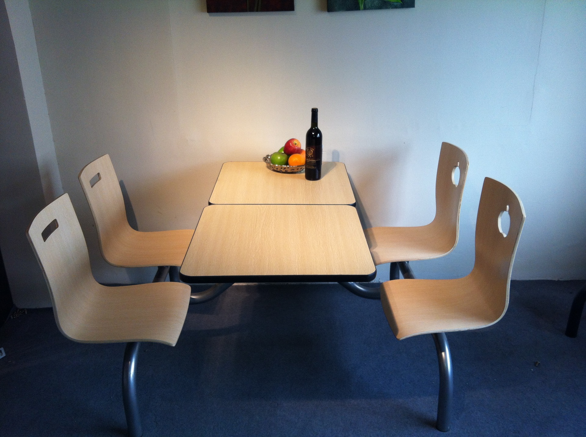 供应肯德基餐桌椅 小吃店连体餐桌椅 餐馆快餐台 可定制快餐桌椅