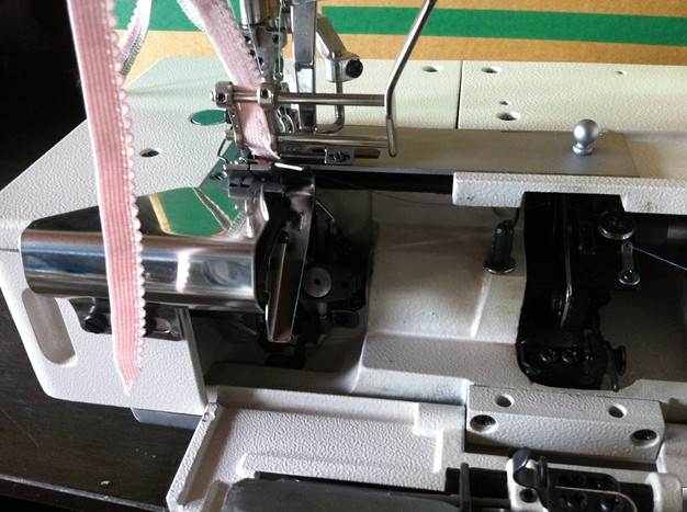 高品质飞马款w500绷缝机 冚车 500-5上花边用 松紧可调节缝纫机