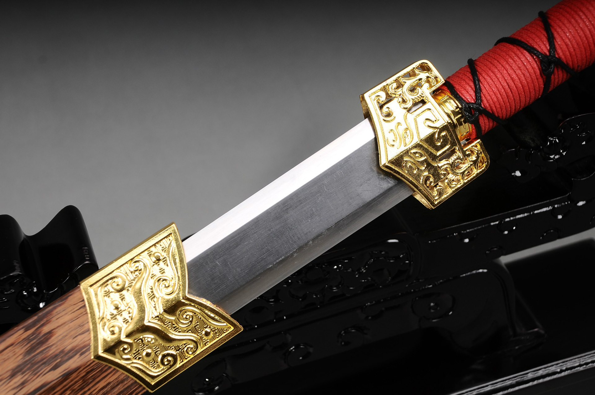 龙泉宝剑精品六面汉剑高锰钢镇宅辟邪剑汉剑硬剑(黄金装)未开刃