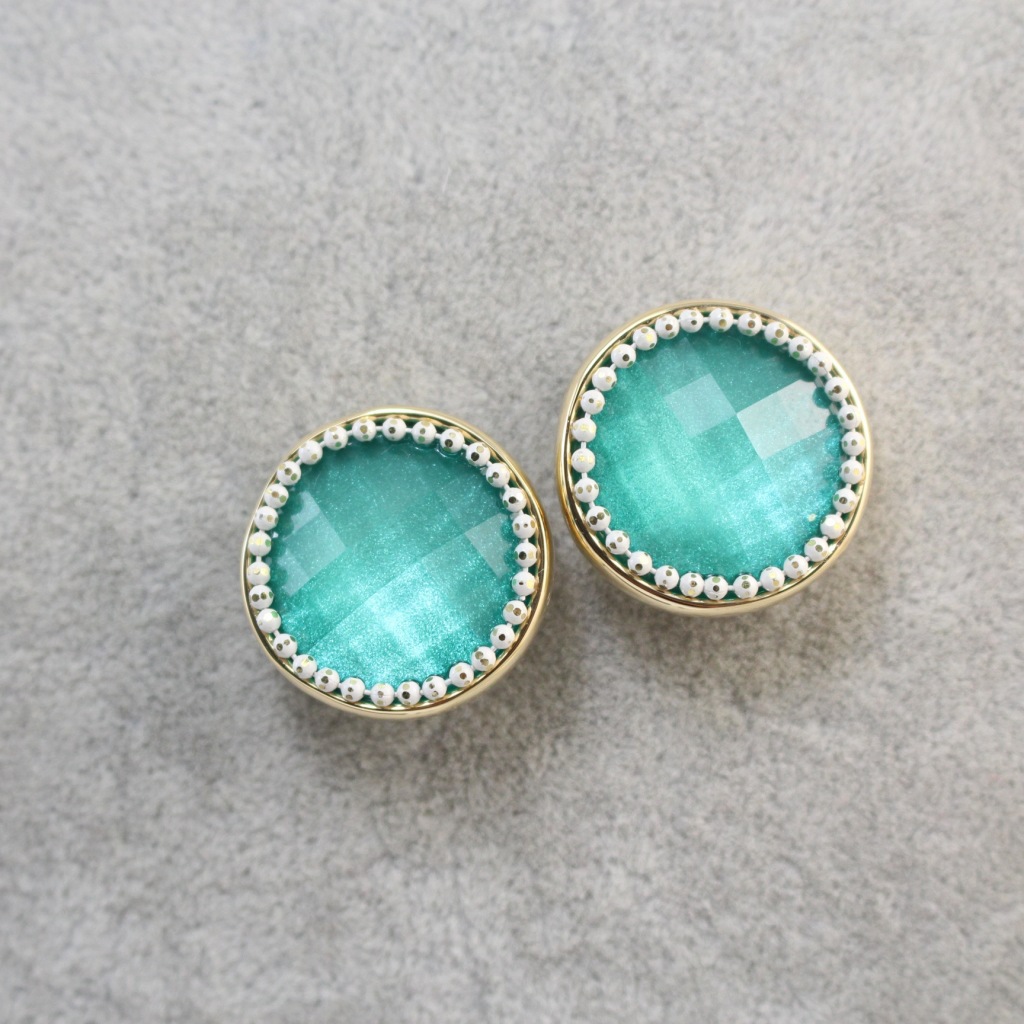 名称:梅地亚 耳环  镀18k金  耳坠 品牌:梅地亚 专柜正品 材质