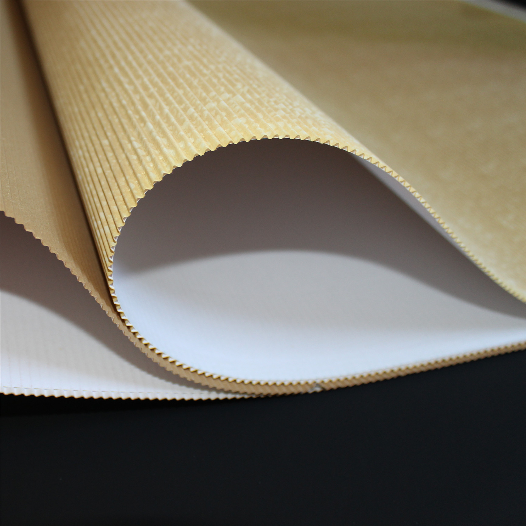 瓦楞原纸-两层黑色f坑 两层白色f坑 双层白坑纸