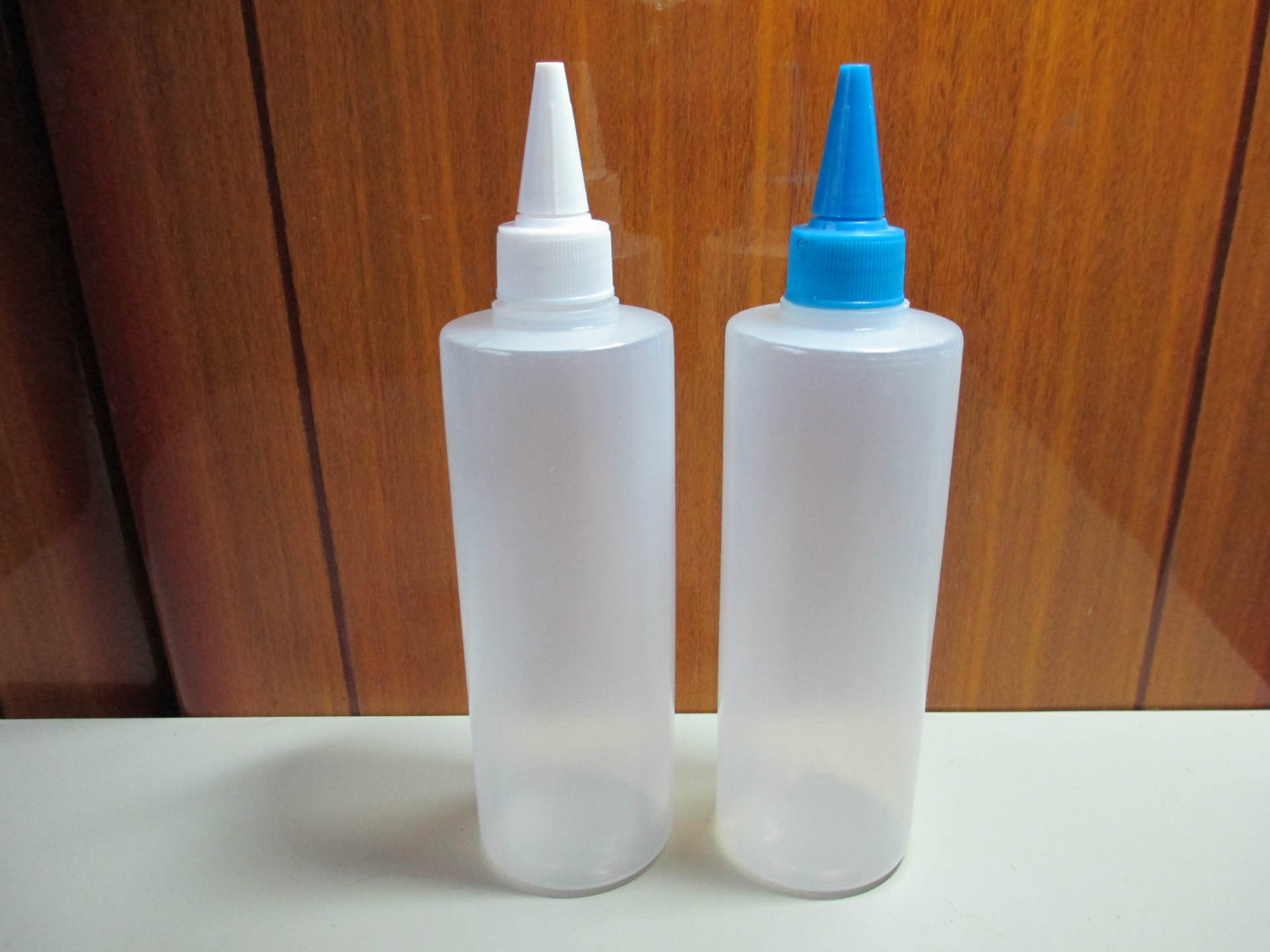 厂家现货供应250ml 尖嘴塑料瓶酒精瓶 胶水瓶 机油瓶