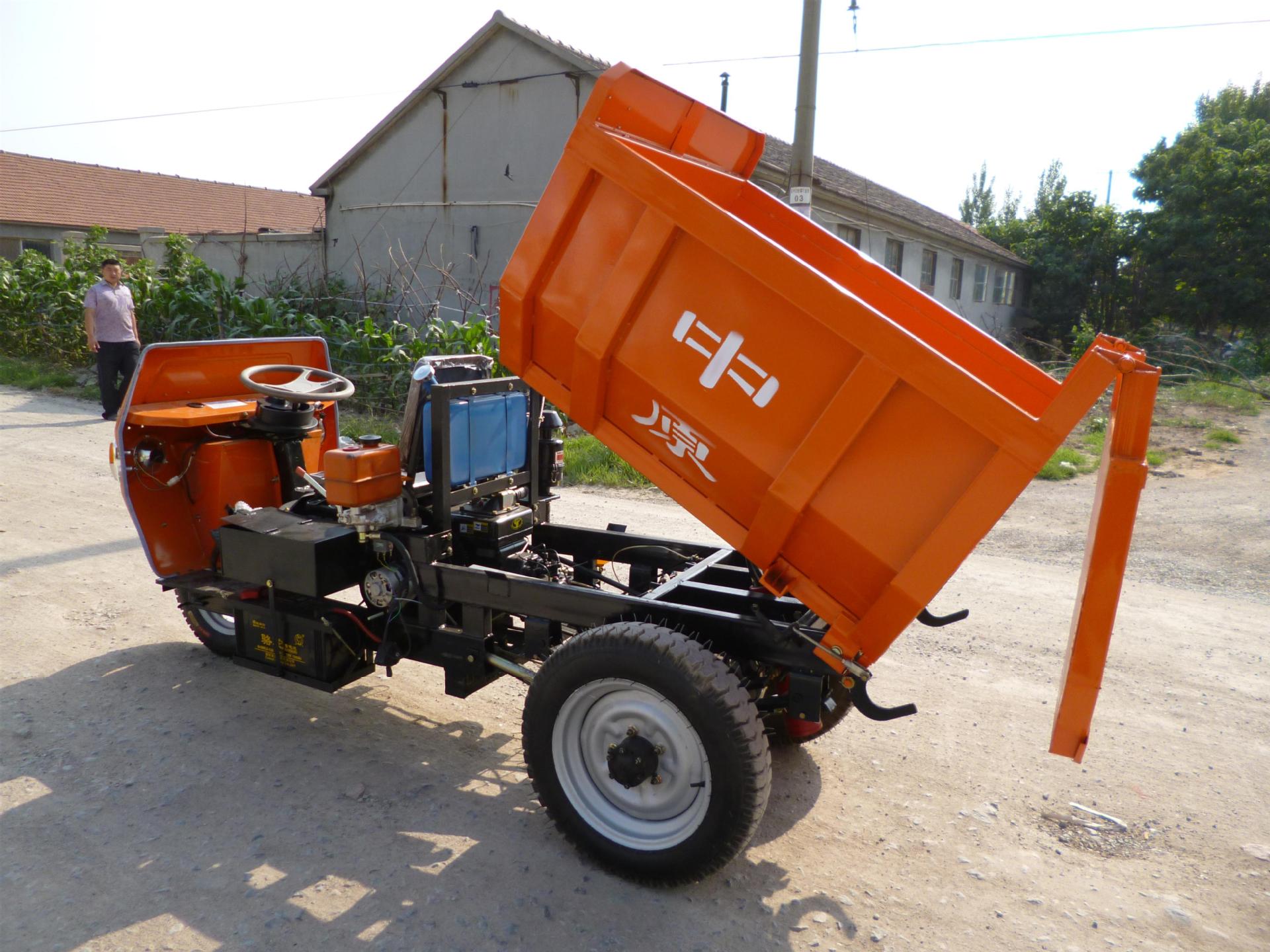 窄小轮距,带高低速,大载重量,舒适灵活,低矮窄柴油自卸三轮车