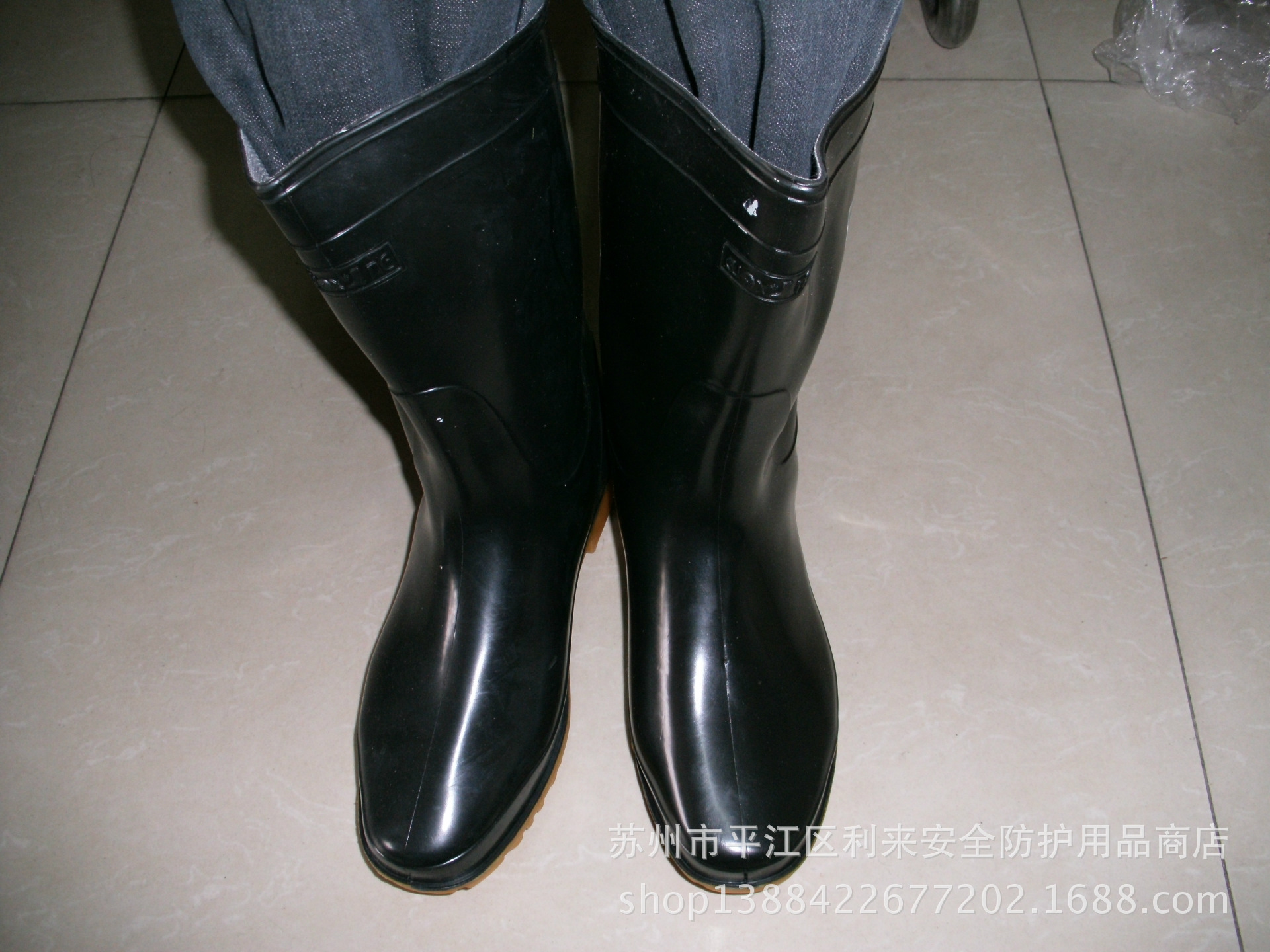 耐酸碱防水雨鞋 中统雨鞋 防护雨鞋 雨