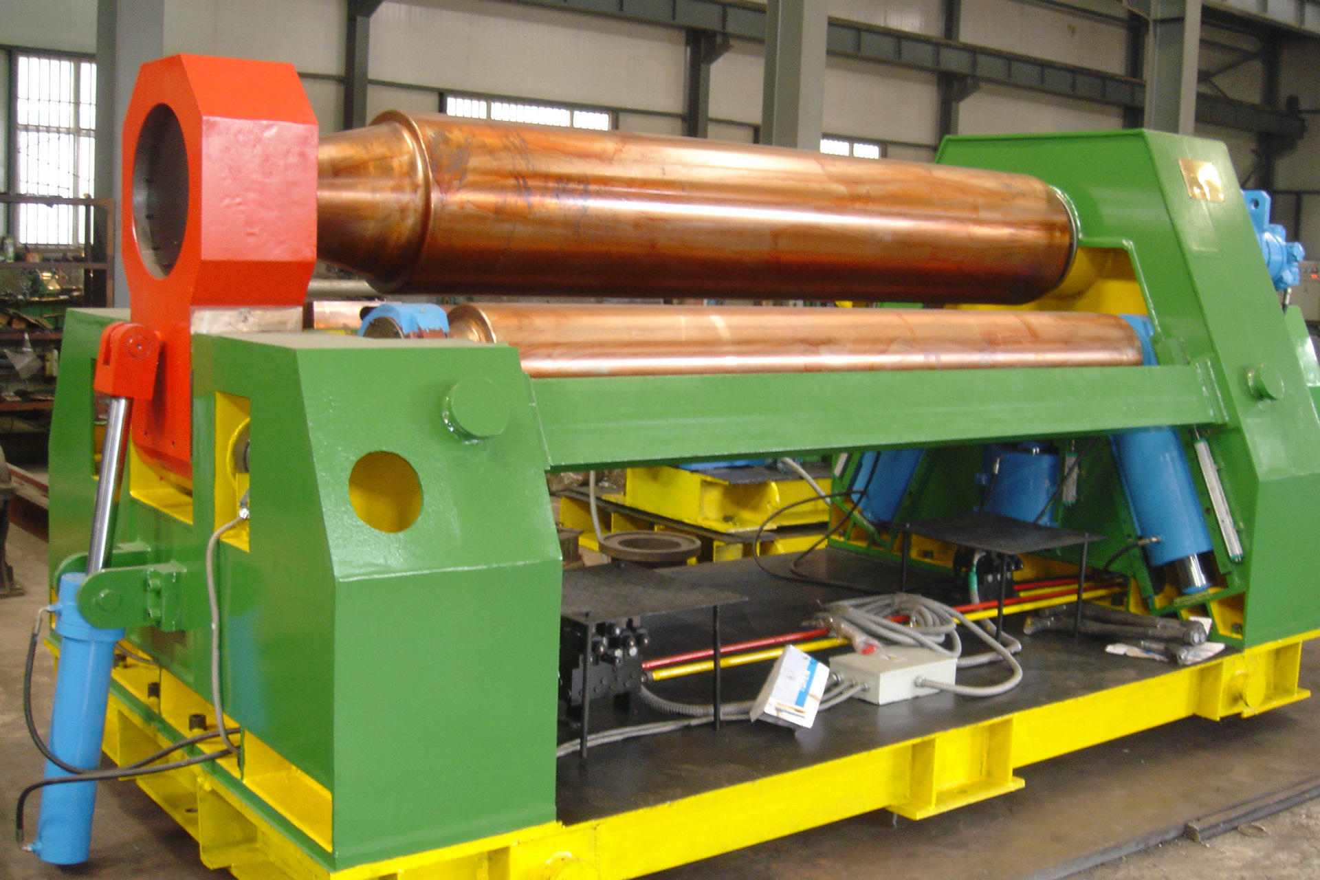 长期现货优惠供应长治四辊卷板机