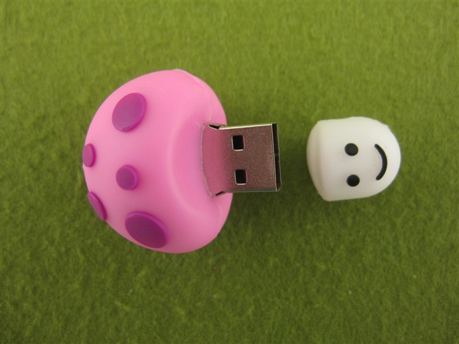 专业生产滴塑U盘外壳厂家 点烫模滴胶U盘外壳 小公仔U盘外壳
