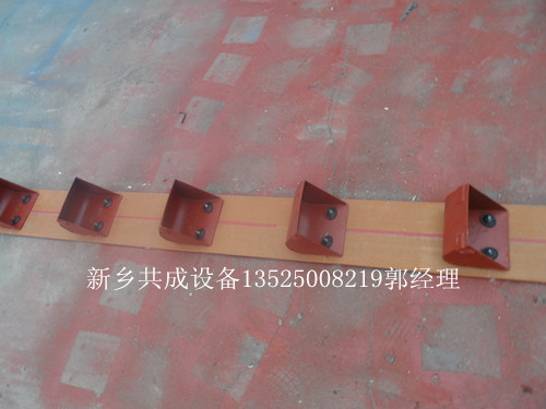 上海達力TD160提升機料斗2014-11-6萍鄉