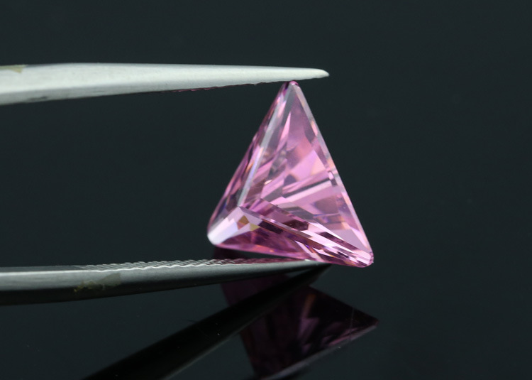 梧州 锆石工艺品首饰 发饰 服饰 鞋饰 粉色 三角形 加工定制