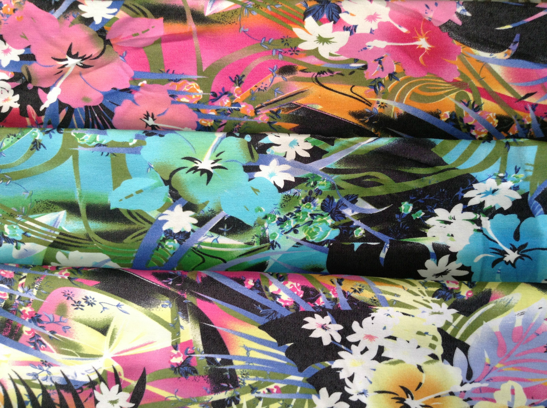 印花布 涤棉仿牛仔印花布 150d活性牛仔印花布